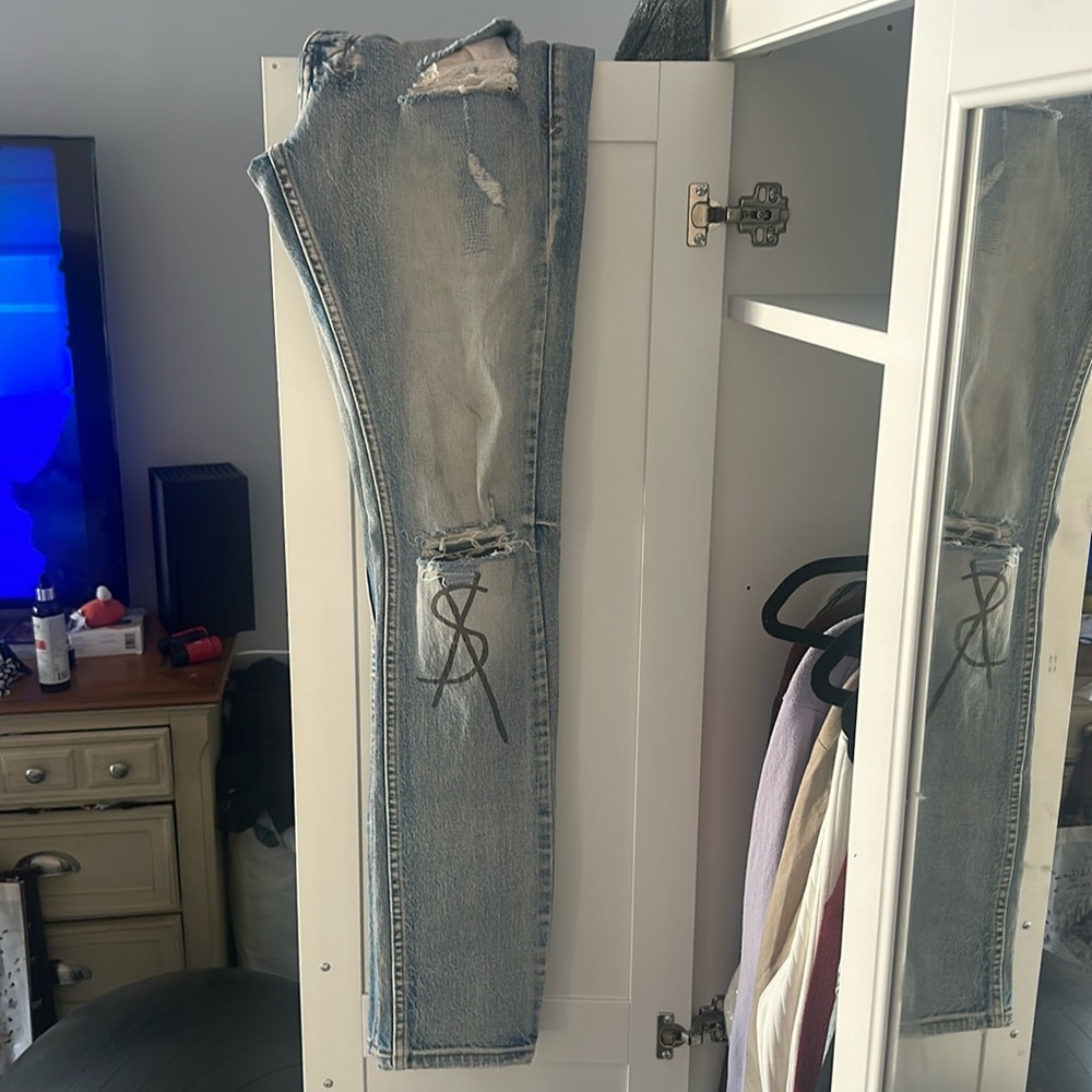 SIZE 31 KSUBI Jeans